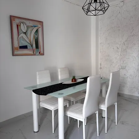 A Vacation By The Sea Apartment *